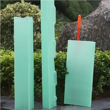 Guardia Vine Protector dell'albero di Corflute ondulata triangolo quadrato