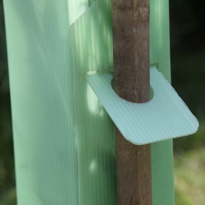 Il triangolo ha ondulato le guardie di plastica della pianta delle guardie 2mm Corflute dell'albero