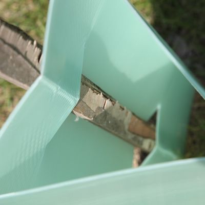 Il triangolo ha ondulato le guardie di plastica della pianta delle guardie 2mm Corflute dell'albero