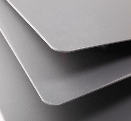 Di plastica grigio del cuscinetto 1200*1000mm pp di strato della bottiglia di 5mm Coroplast ondulato