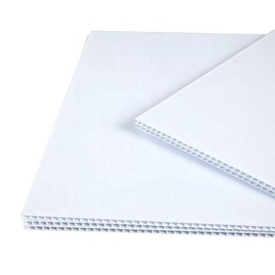 spazii in bianco bianchi del segno degli strati 4x8 Coroplast di 4mm Corflute per la pubblicità