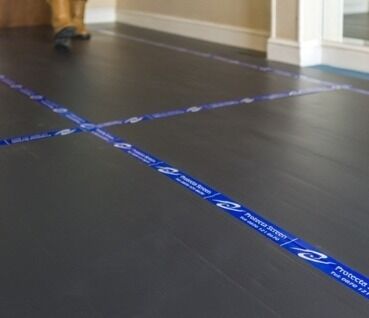 Carta di corflute Carta di protezione in plastica corrugata eco-compatibile riutilizzabile progettata per soluzioni di protezione della superficie di costo