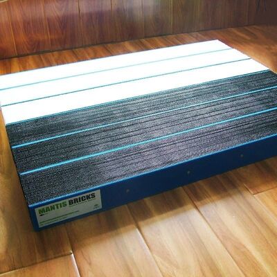 Mattoni ad alta densità per taglio waterjet per macchine waterjet abrasive, mattoni durevoli per vasche di raccolta waterjet, mattoni resistenti all'usura per la protezione del tavolo da taglio waterjet e l'assorbimento degli impatti abrasivi