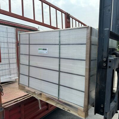 Mattoni ad alta densità per taglio waterjet per macchine waterjet abrasive, mattoni durevoli per vasche di raccolta waterjet, mattoni resistenti all'usura per la protezione del tavolo da taglio waterjet e l'assorbimento degli impatti abrasivi